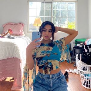 Meet your Posher, Daniela